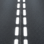 雙白虛線可以變換車道嗎？原則上可以，但要注意安全與標誌指示